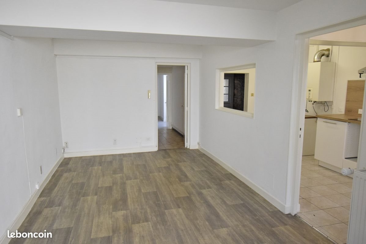 Appartement à louer, 55m², Givry