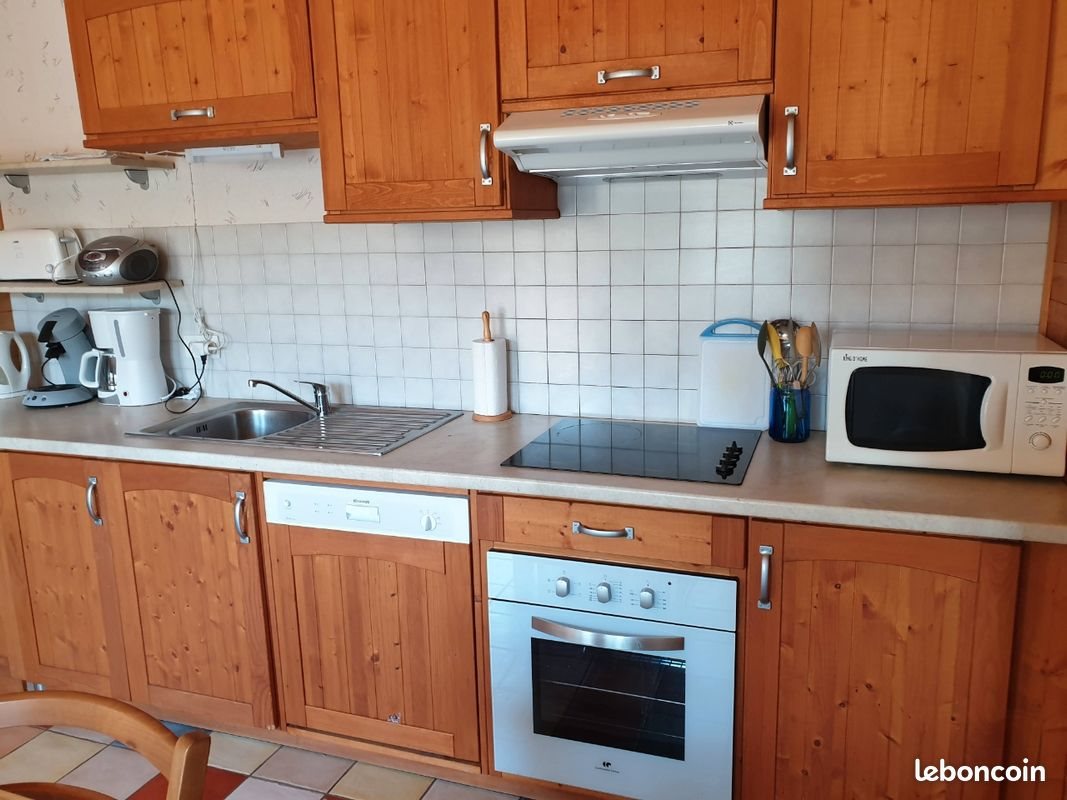 Appartement à louer, NaNm², Besse-et-Saint-Anastaise