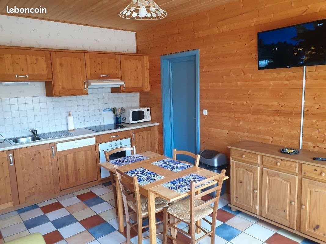 Appartement à louer, NaNm², Besse-et-Saint-Anastaise
