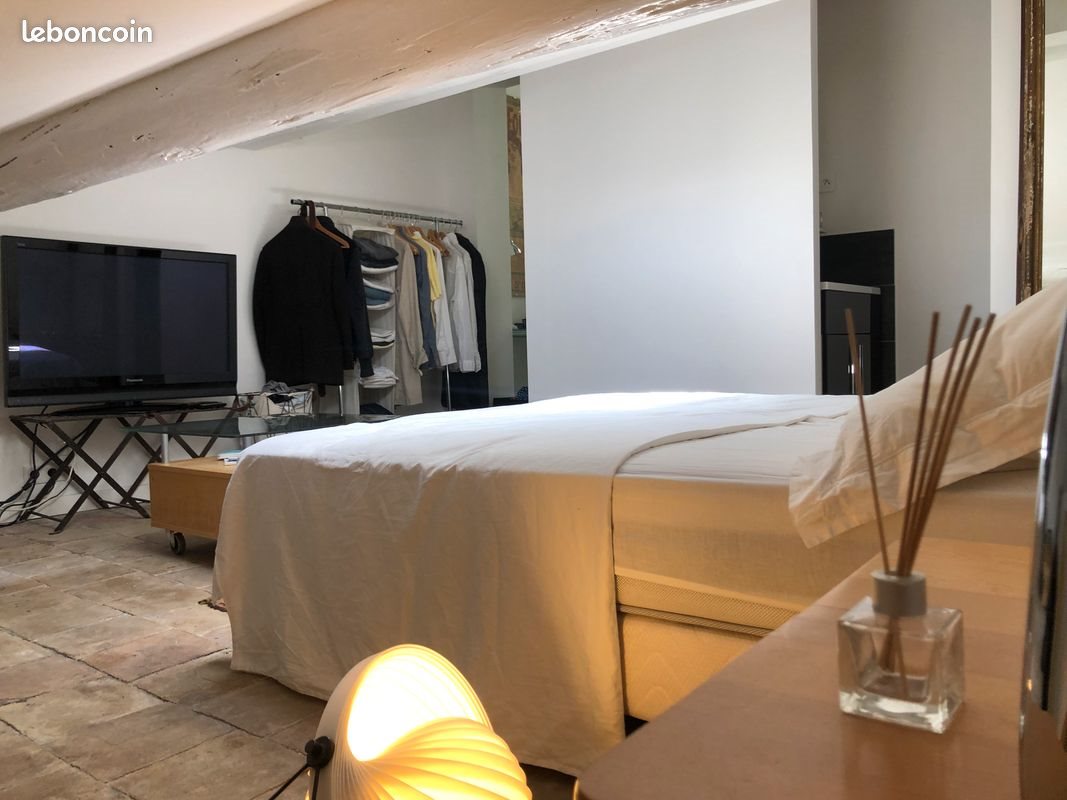 Appartement à louer, 32m², Nîmes
