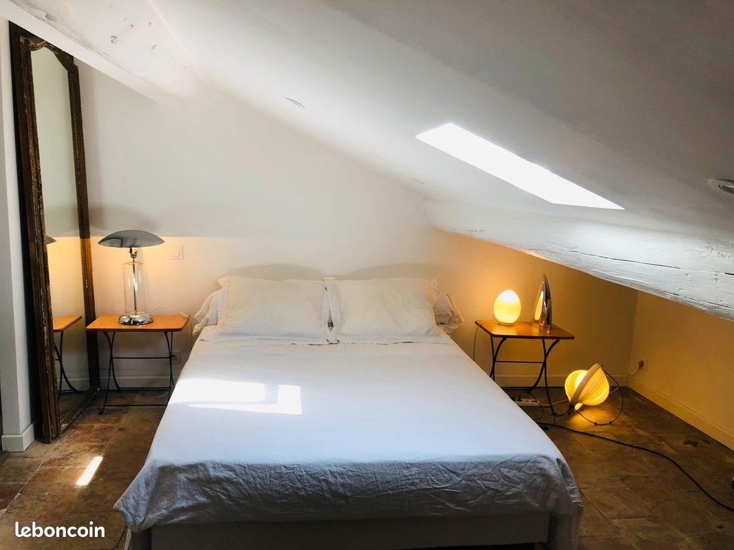 Appartement à louer, 32m², Nîmes