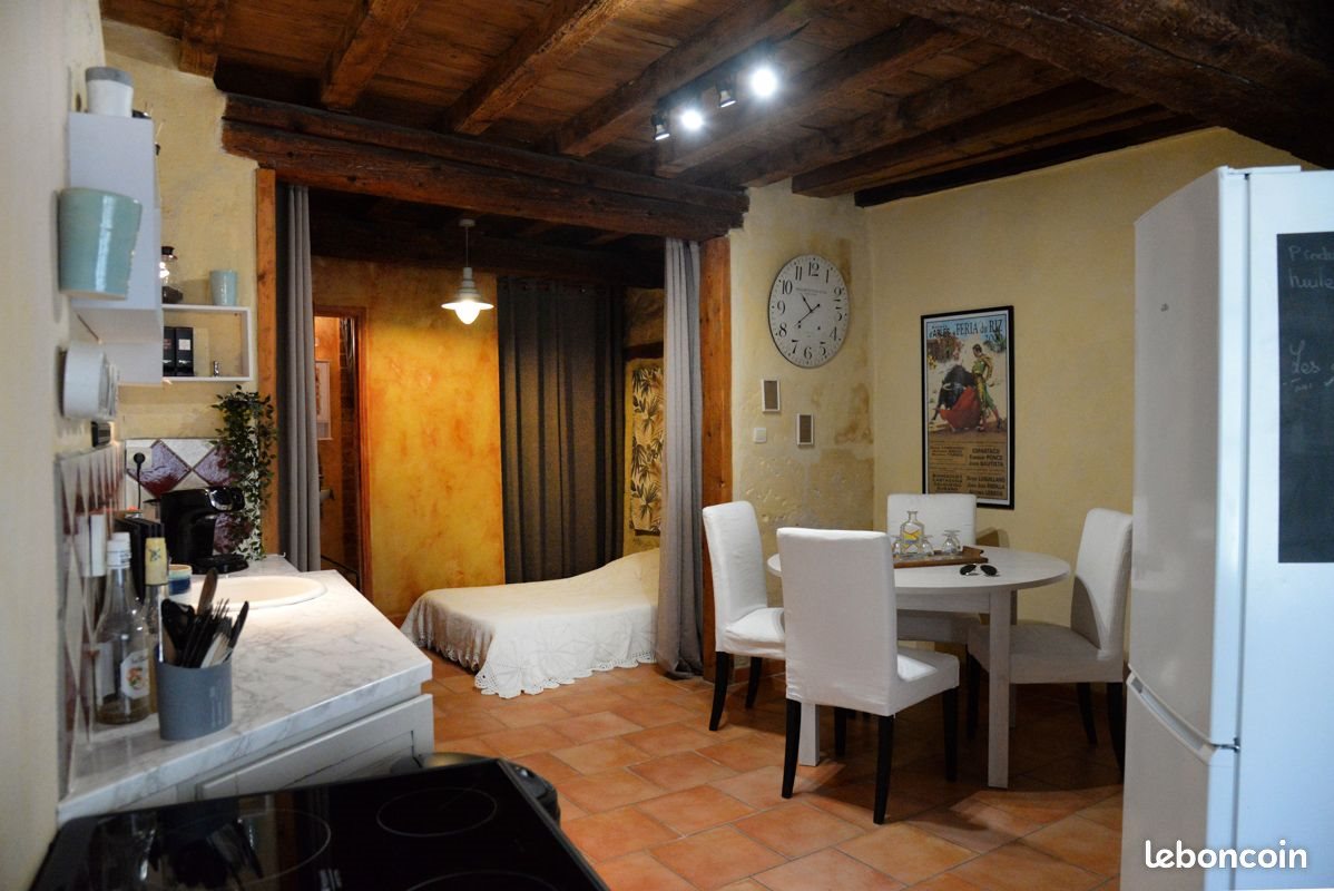 Appartement à louer, 28m², Arles