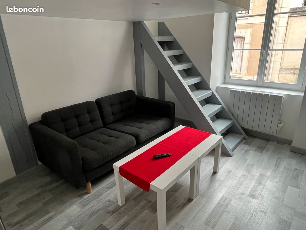 Appartement à louer, 28m², Brou