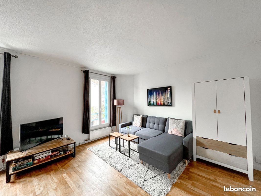 Appartement à louer, 64m², Courbevoie
