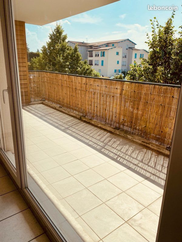 Appartement à louer, 82m², Mornant