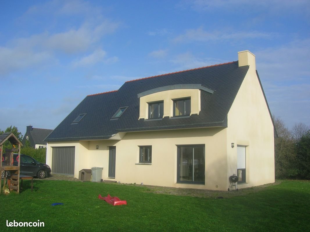 Maison à louer, 134m², Plomelin