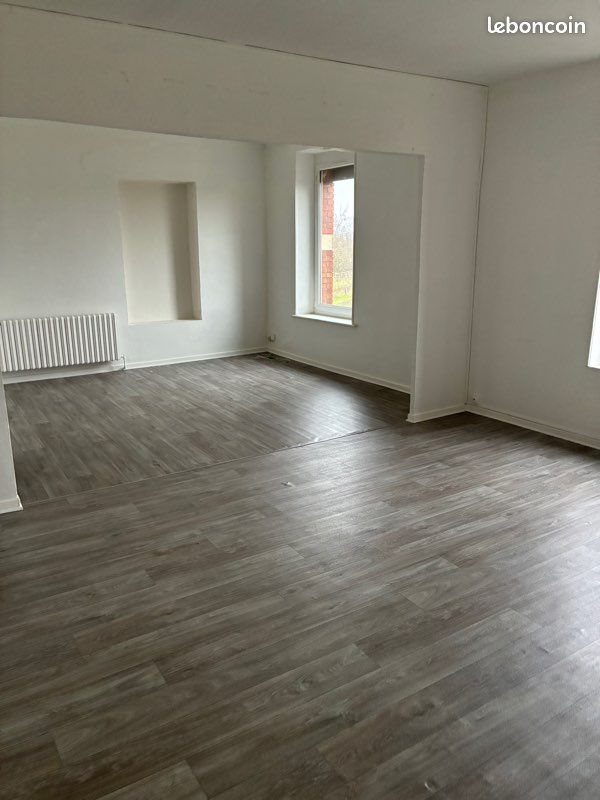Appartement à louer, 110m², Piennes