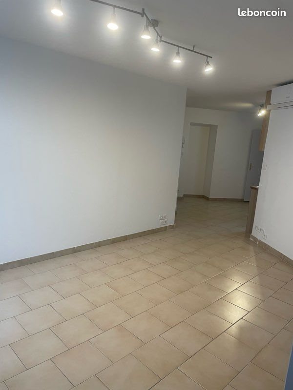 Appartement à louer, 37m², Castres