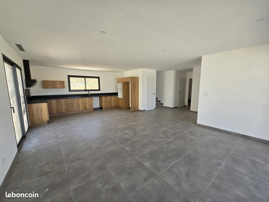 Maison à louer, 120m², Béziers