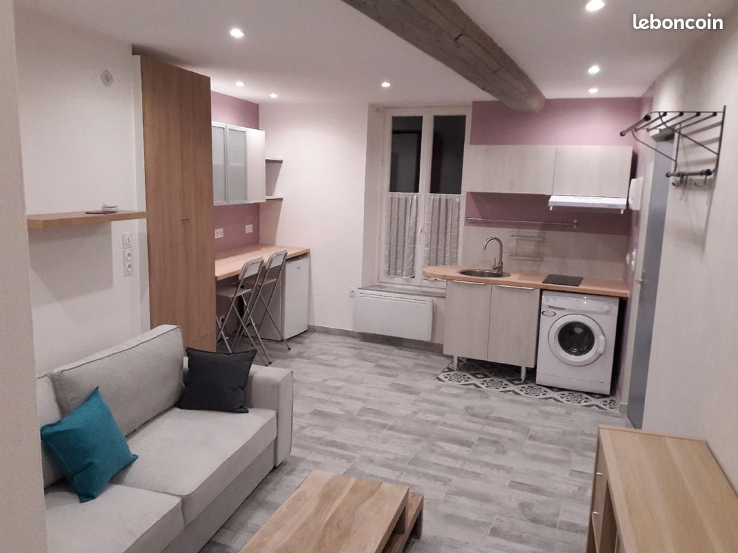 Appartement à louer, 22m², Saint-Fargeau