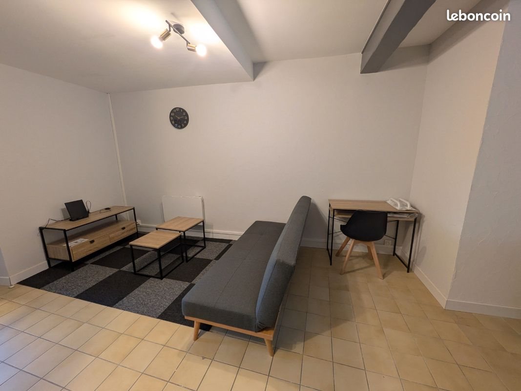 Appartement à louer, 60m², Aubenas