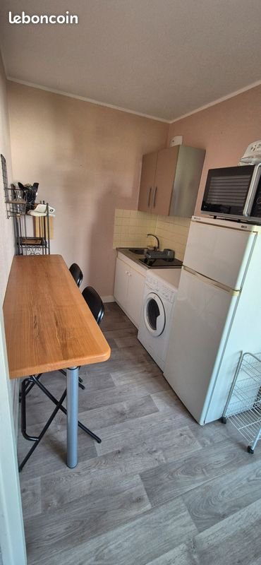 Appartement à louer, 29m², Saint-Étienne