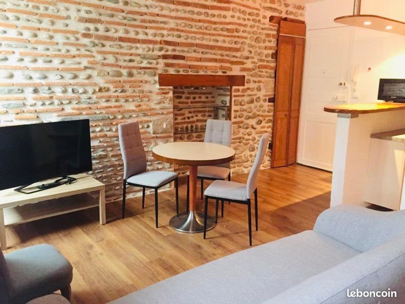 Appartement à louer, 27m², Pau