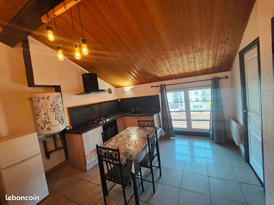 Appartement à louer, 45m², Bourg-de-Péage