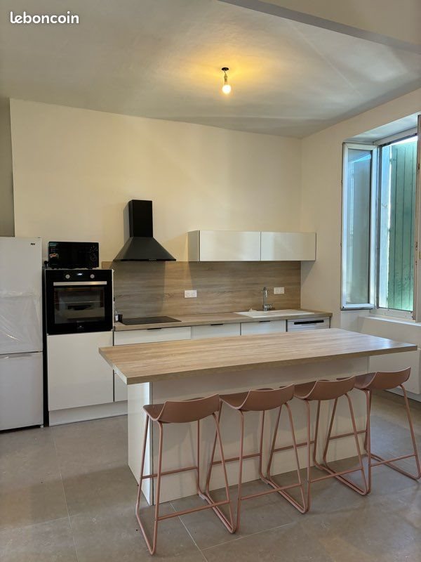 Appartement à louer, 70m², Alès