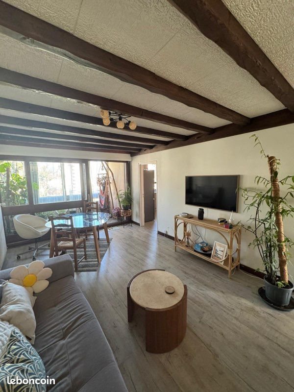 Appartement à louer, 80m², Faverges