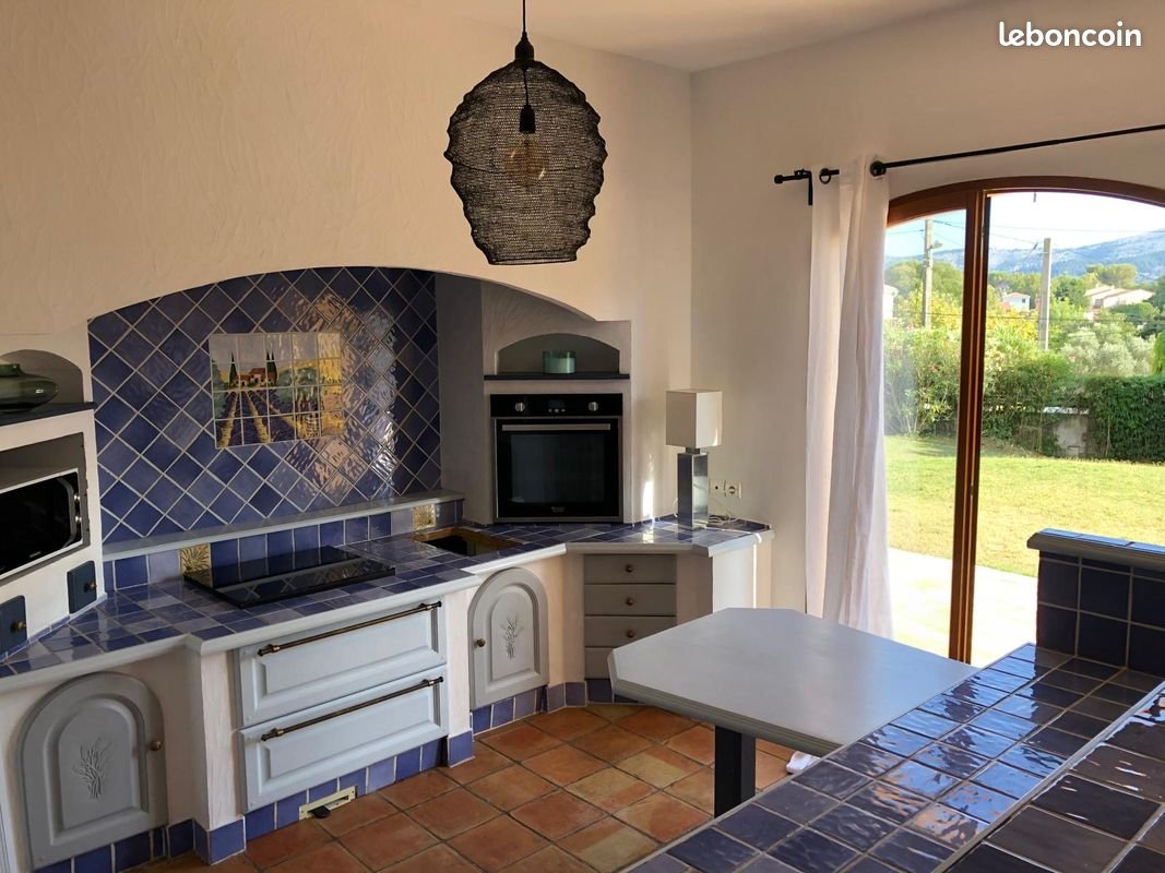 Maison à louer, 180m², Marseille 11ème