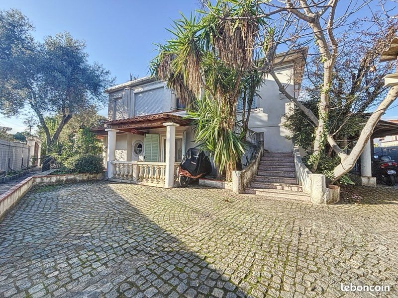Maison à vendre, 290m², Vallauris