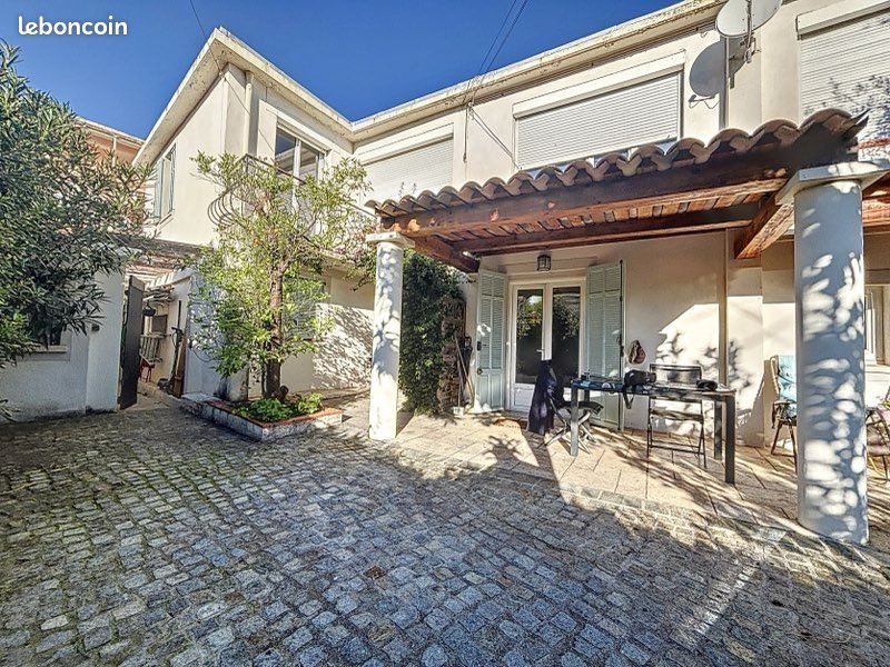 Maison à vendre, 290m², Vallauris