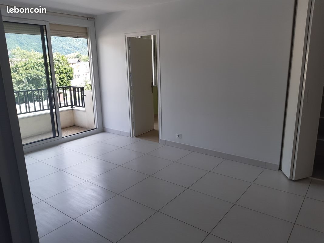 Appartement à louer, 58m², Saint-Egrève