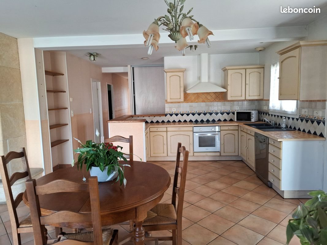 Maison à vendre, 138m², Beauregard-Vendon