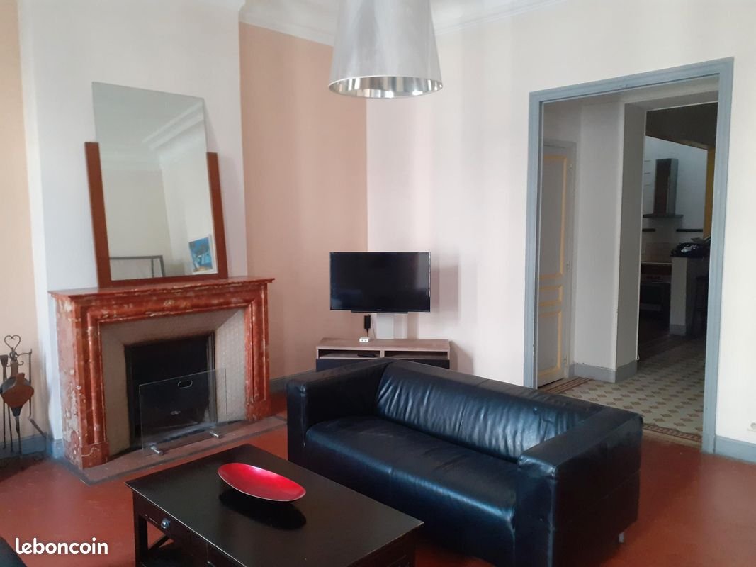 Appartement à louer, 144m², Marseille 8ème