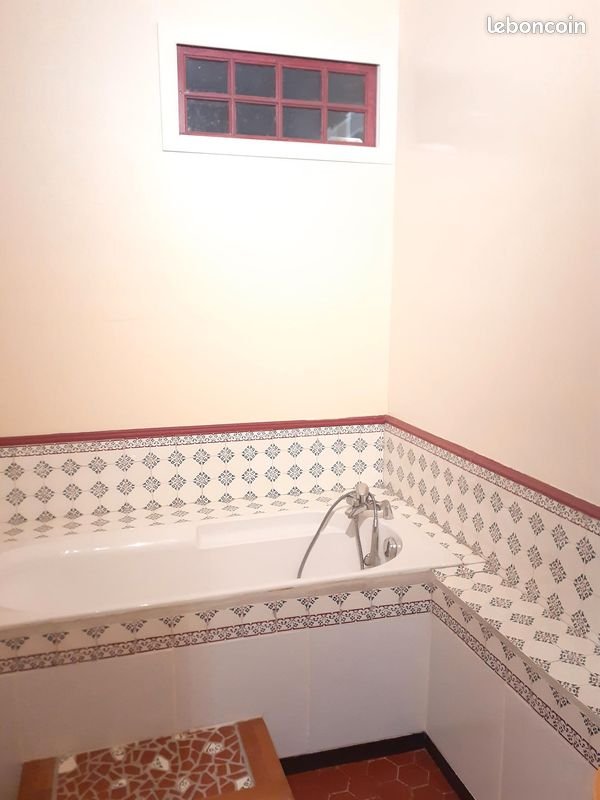 Appartement à louer, 144m², Marseille 8ème