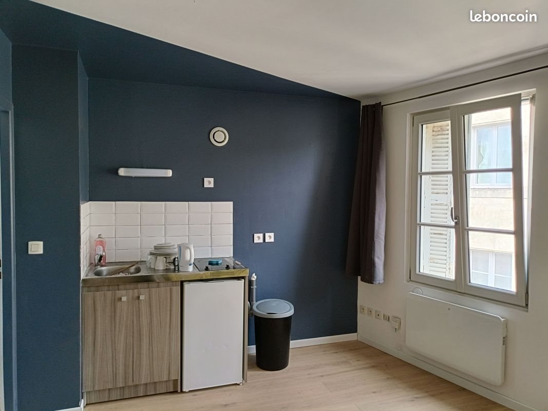 Appartement à louer, 26m², Niort