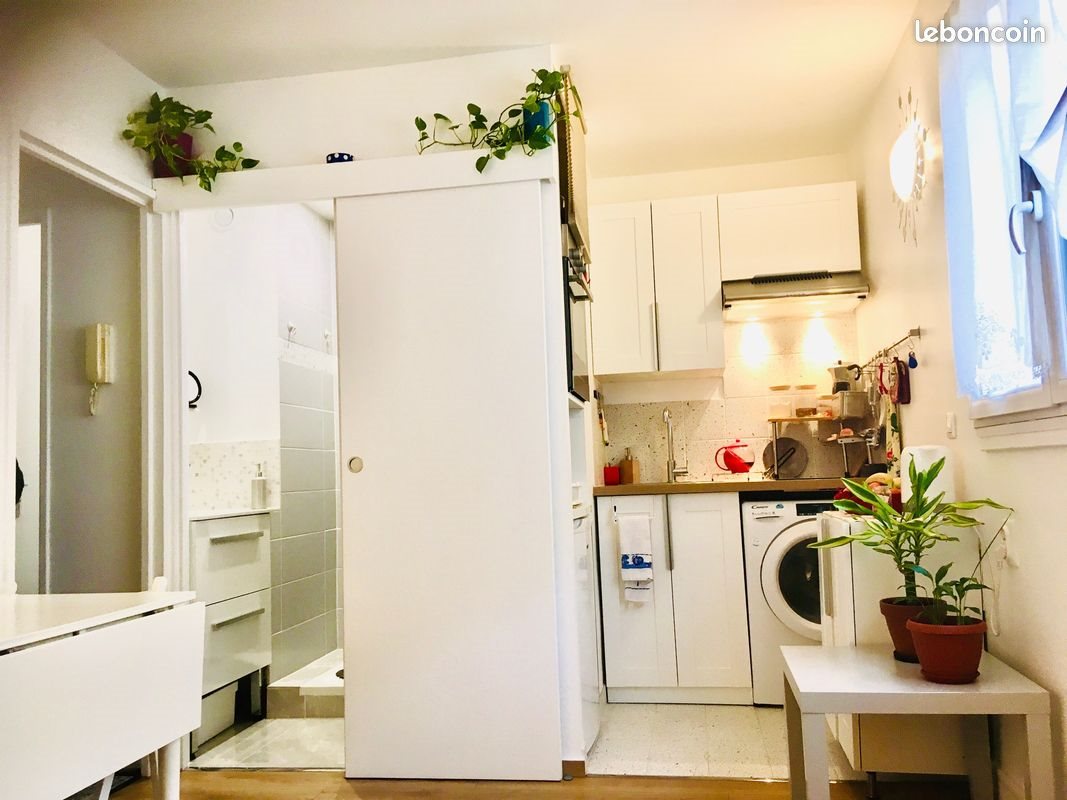 Appartement à louer, 20m², Paris 18ème