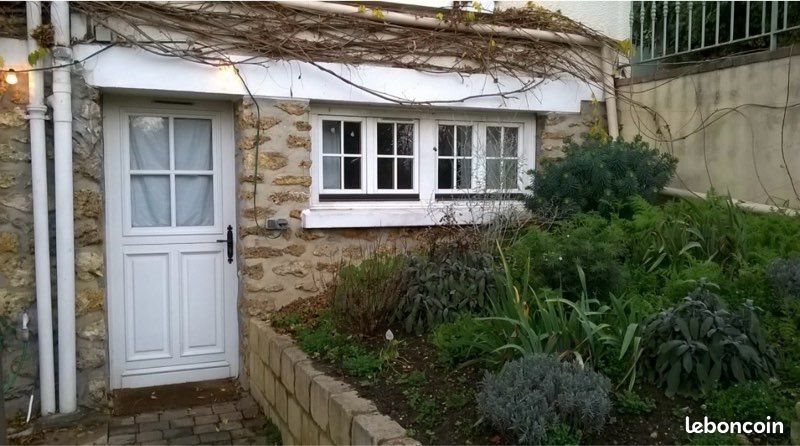 Appartement à louer, 11m², Médan