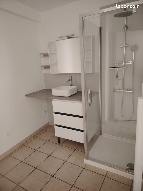Appartement à louer, 55m², Caderousse