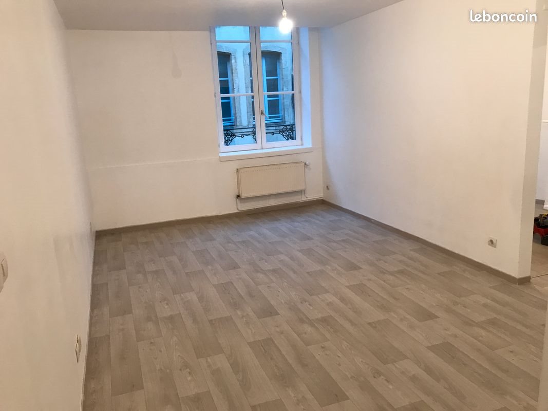 Appartement à louer, 51m², Sedan