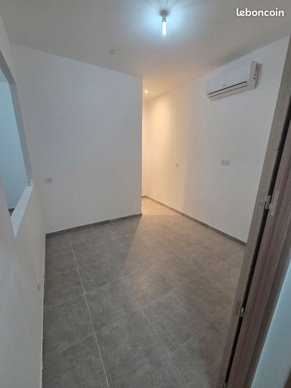 Appartement à louer, 50m², Chusclan