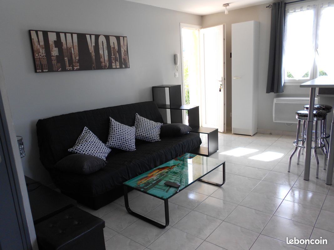 Appartement à louer, 29m², Saint-Lager-Bressac