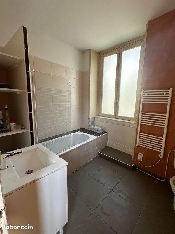 Appartement à louer, 46m², Montluel