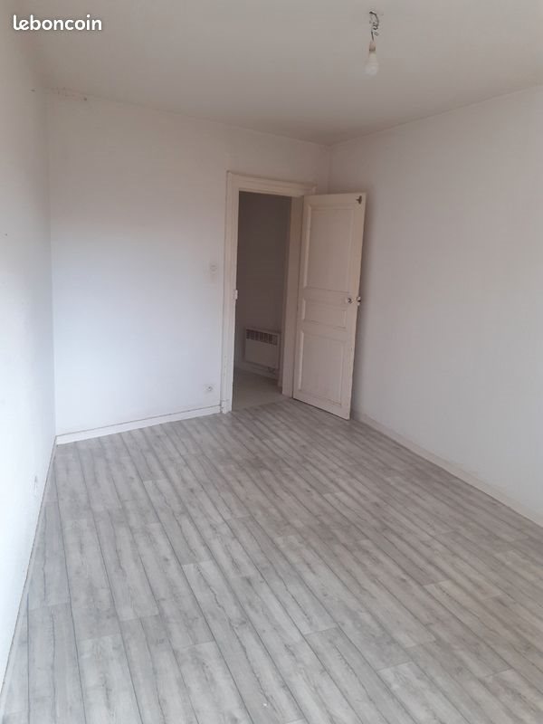 Appartement à louer, 86m², Clion