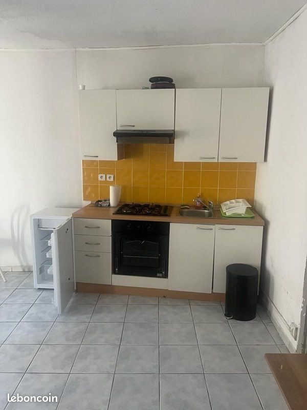 Appartement à louer, 32m², Alès