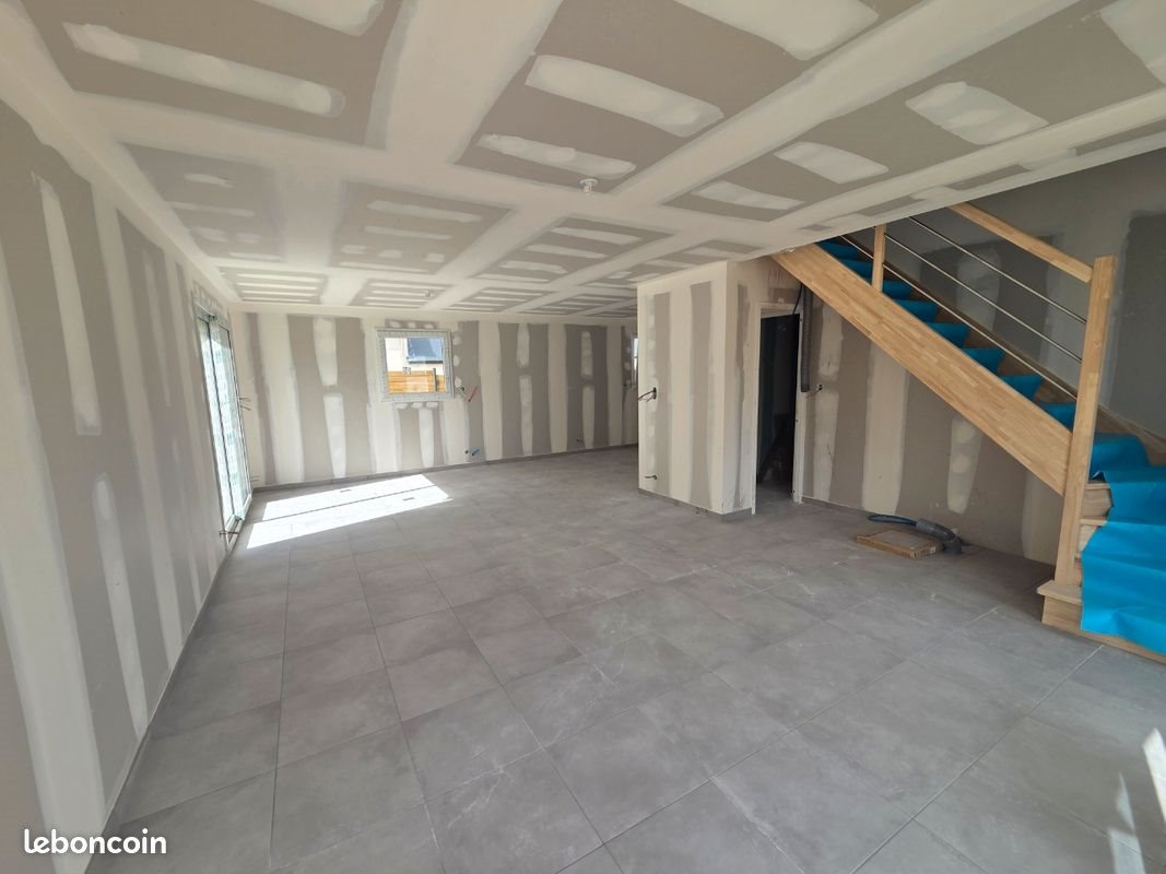 Maison à vendre, 83m², Plouvien