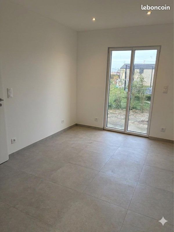 Maison à louer, 33m², Varennes-le-Grand