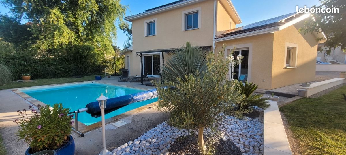 Maison à vendre, 135m², Assieu