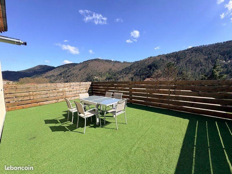 Appartement à louer, 149m², Les Ollières-sur-Eyrieux