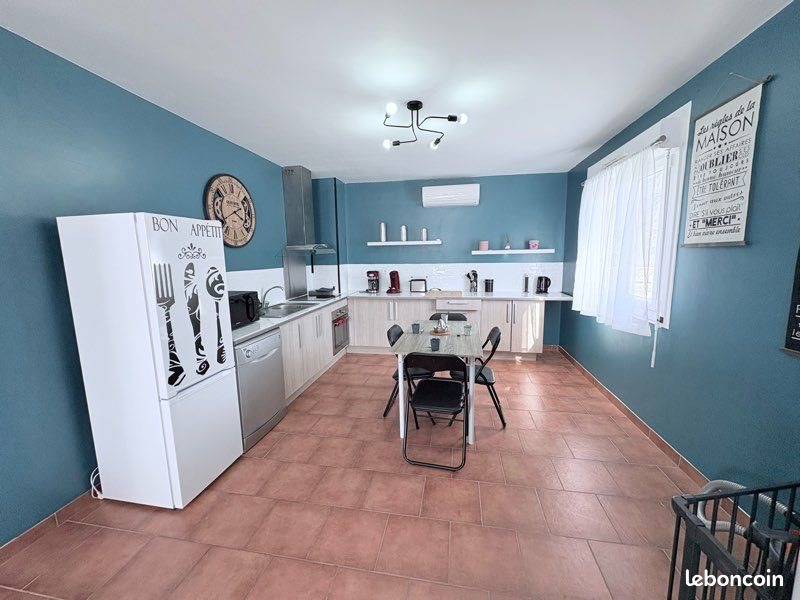 Appartement à louer, 149m², Les Ollières-sur-Eyrieux