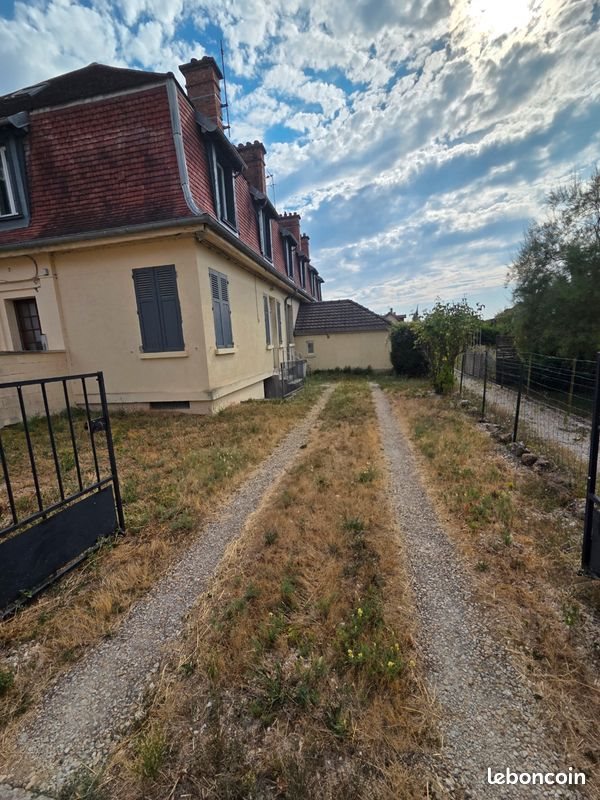 Appartement à louer, 38m², Fontaine-les-Grès