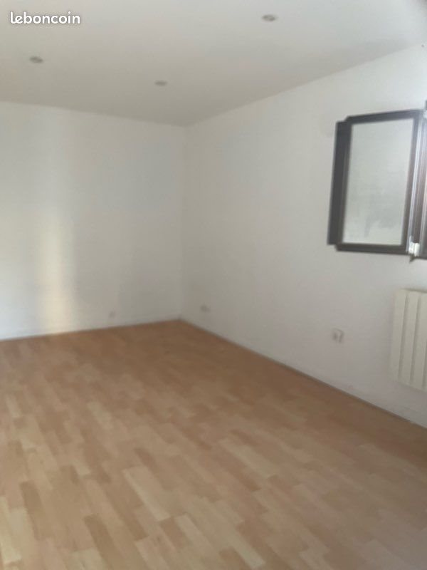 Appartement à louer, 47m², Stains
