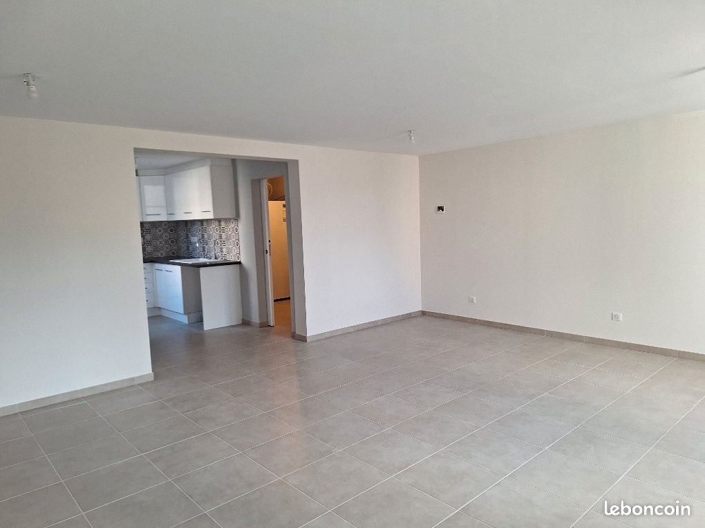 Maison à vendre, 100m², Saint-Laurent-de-Céris