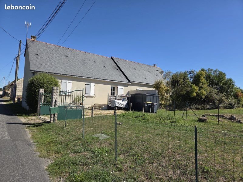 Maison à louer, 84m², Neuillé