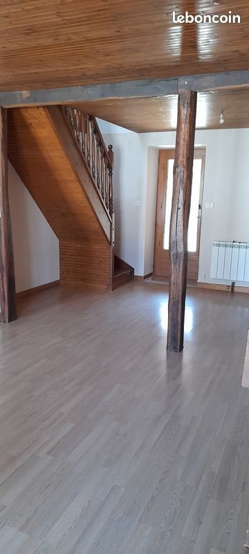 Maison à vendre, 120m², Châteauneuf-la-Forêt