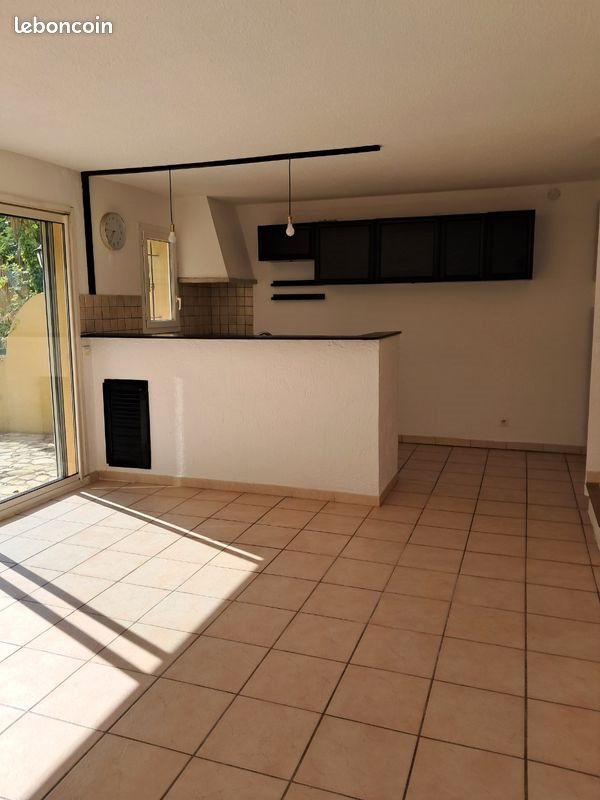 Maison à louer, 80m², Ollioules
