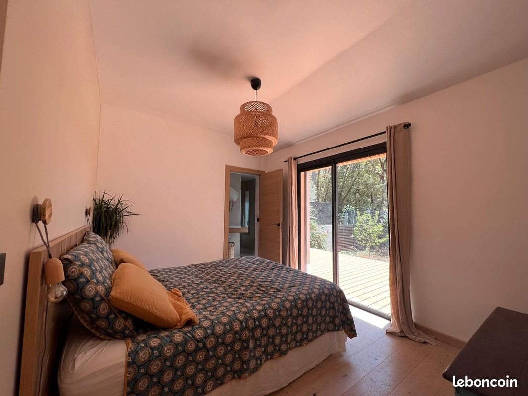 Maison à louer, 160m², Roquefort-les-Pins