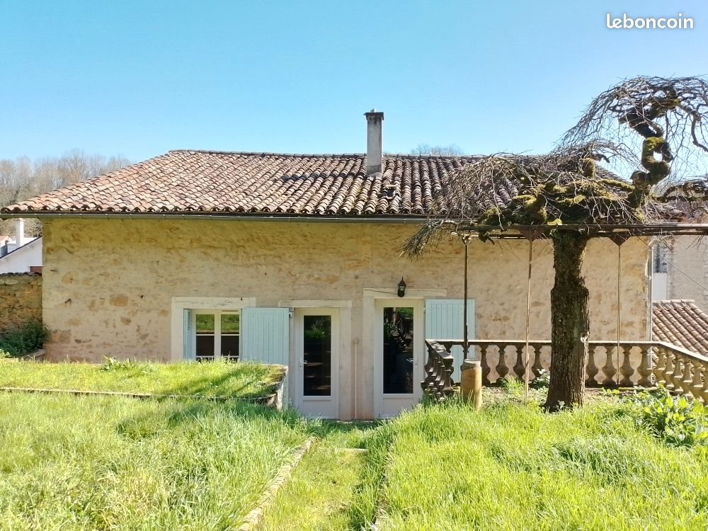 Maison à vendre, 151m², Lusignan